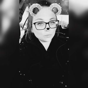 Meet your Posher, Rebecca